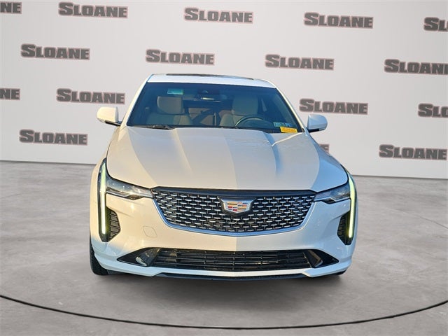 2022 Cadillac CT4 Luxury