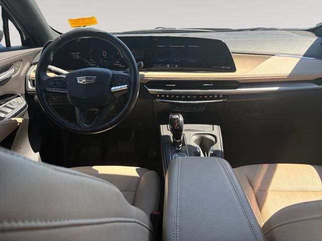 2024 Cadillac XT4 Luxury