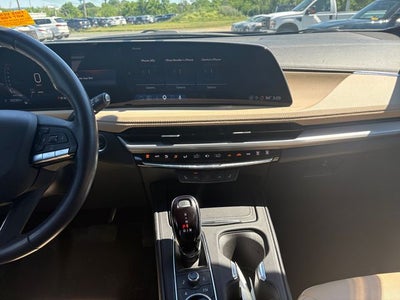 2024 Cadillac XT4 Luxury