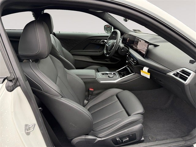 2025 BMW 2 Series 230i xDrive