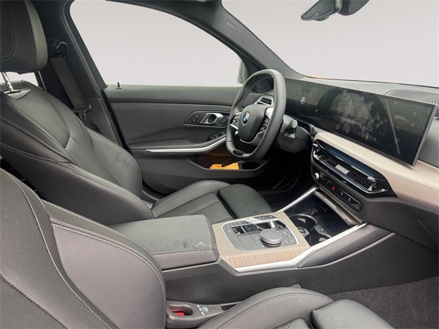 2025 BMW 3 Series 330i