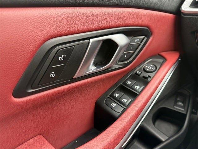 2025 BMW 3 Series 330i xDrive