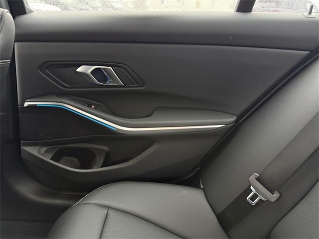 2025 BMW 3 Series 330i xDrive