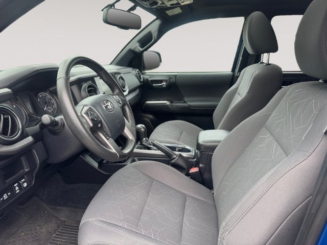 2017 Toyota Tacoma SR V6