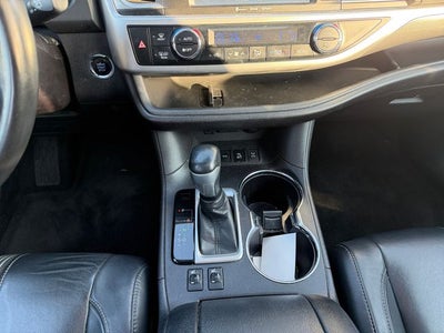 2018 Toyota Highlander SE