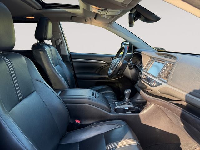 2018 Toyota Highlander SE