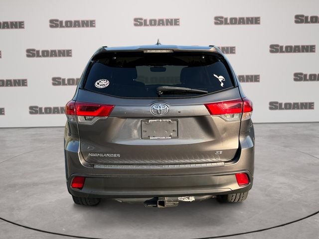 2018 Toyota Highlander SE