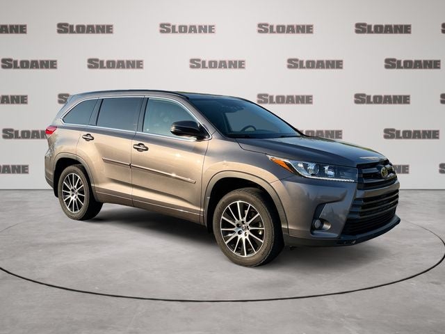 2018 Toyota Highlander SE