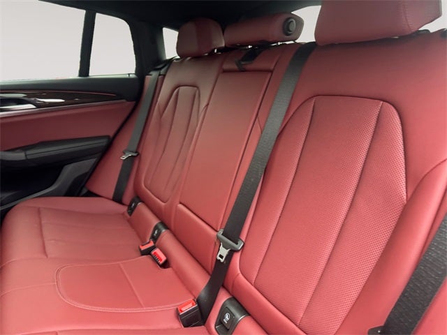 2024 BMW X4 xDrive30i