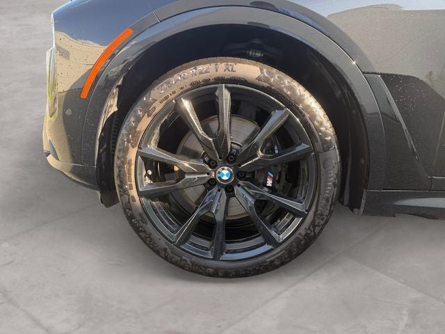 2024 BMW X7 M60i