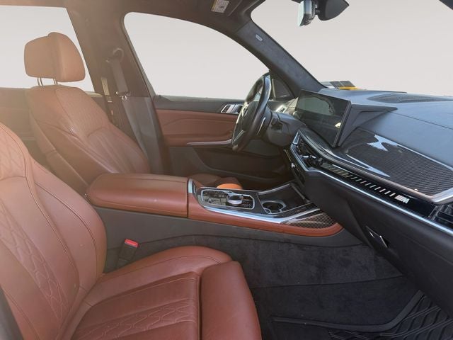 2024 BMW X7 M60i