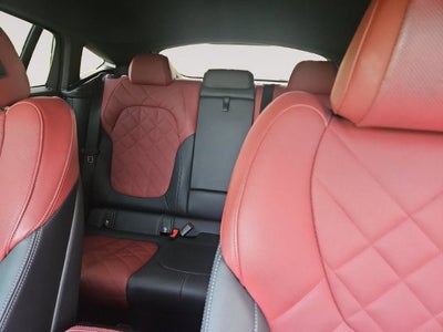 2025 BMW X6 xDrive40i