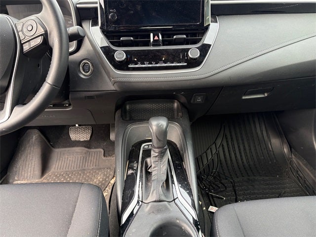 2025 Toyota Corolla Hatchback SE