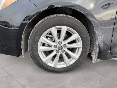 2025 Toyota Corolla Hatchback SE