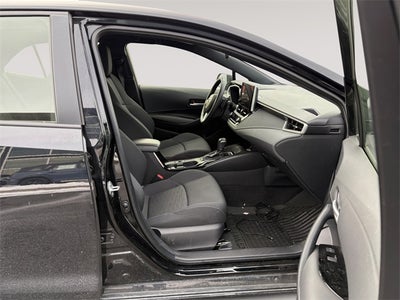 2025 Toyota Corolla Hatchback SE