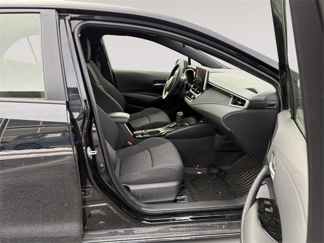 2025 Toyota Corolla Hatchback SE