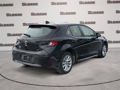 2025 Toyota Corolla Hatchback SE