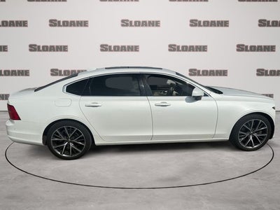2018 Volvo S90 T6 Momentum