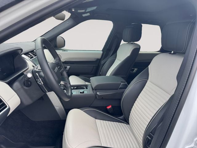 2024 Land Rover Discovery Dynamic SE