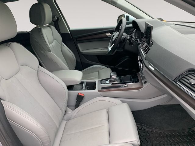 2022 Audi Q5 45 S line Premium quattro