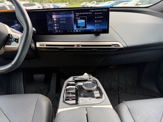 2024 BMW iX xDrive50
