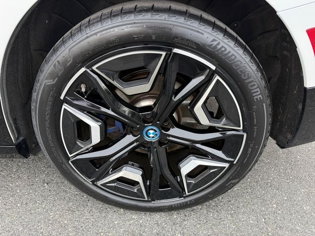 2024 BMW iX xDrive50