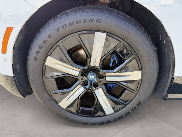 2023 BMW iX M60