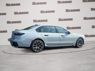 2023 BMW 7 Series 740i