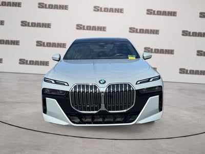 2023 BMW 7 Series 740i