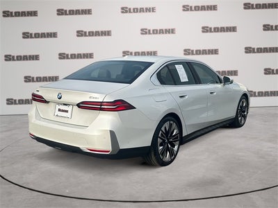 2025 BMW 5 Series 530i xDrive