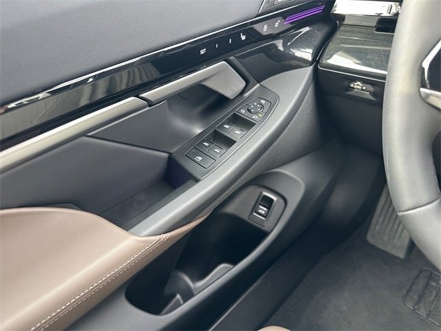 2025 BMW 5 Series 530i xDrive