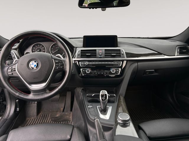 2018 BMW 3 Series 330i xDrive