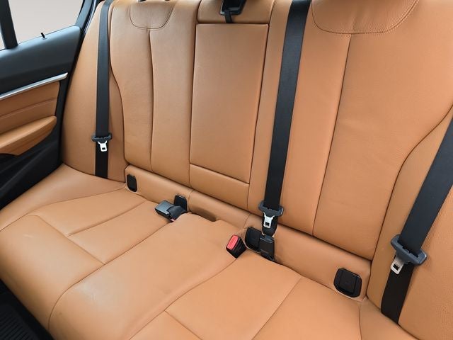 2018 BMW 3 Series 330i xDrive