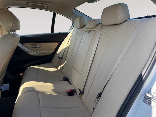 2017 BMW 3 Series 320i xDrive