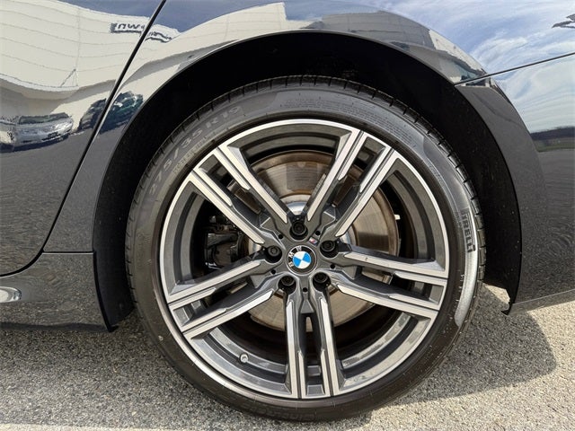 2025 BMW 8 Series 840