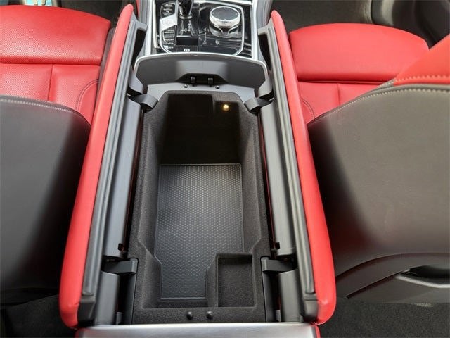 2025 BMW 8 Series 840