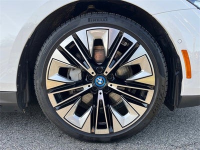 2025 BMW i5 xDrive40