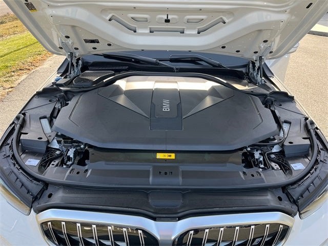 2025 BMW i5 xDrive40