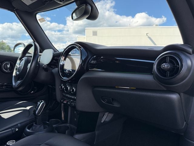 2024 MINI Cooper Signature