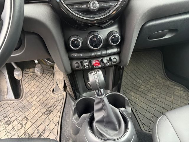 2019 MINI Cooper Cooper