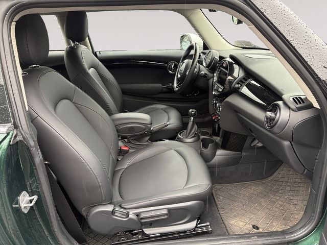 2019 MINI Cooper Cooper