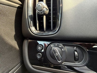 2023 MINI Cooper Countryman Signature