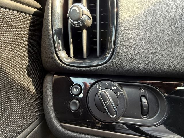 2023 MINI Cooper Countryman Signature