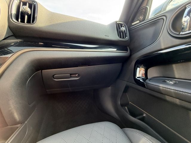 2023 MINI Cooper Countryman Signature