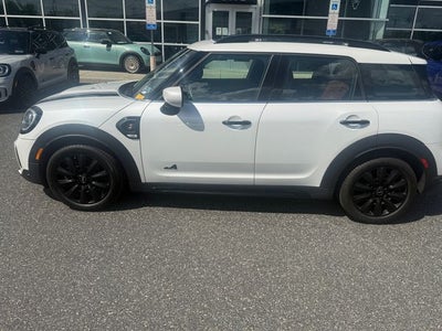 2024 MINI Cooper S Countryman Iconic