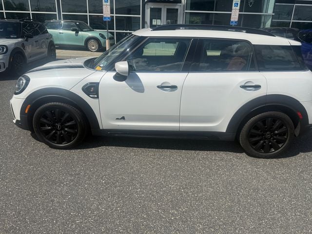 2024 MINI Cooper S Countryman Iconic