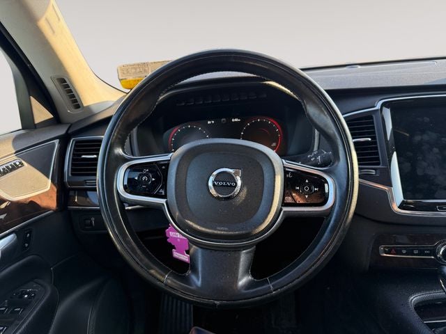 2019 Volvo XC90 T6 Momentum