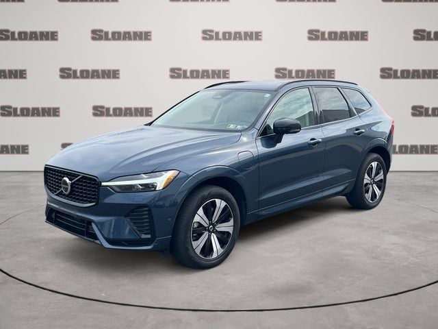 2024 Volvo XC60 Recharge Plug-In Hybrid T8 Plus Dark Theme
