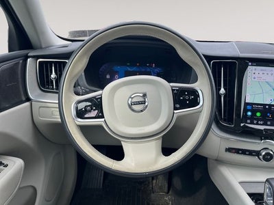 2024 Volvo XC60 Recharge Plug-In Hybrid T8 Plus Dark Theme