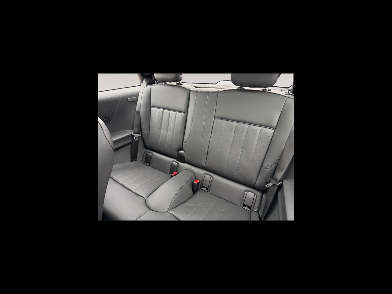 2026 MINI 2 DOOR ICONIC